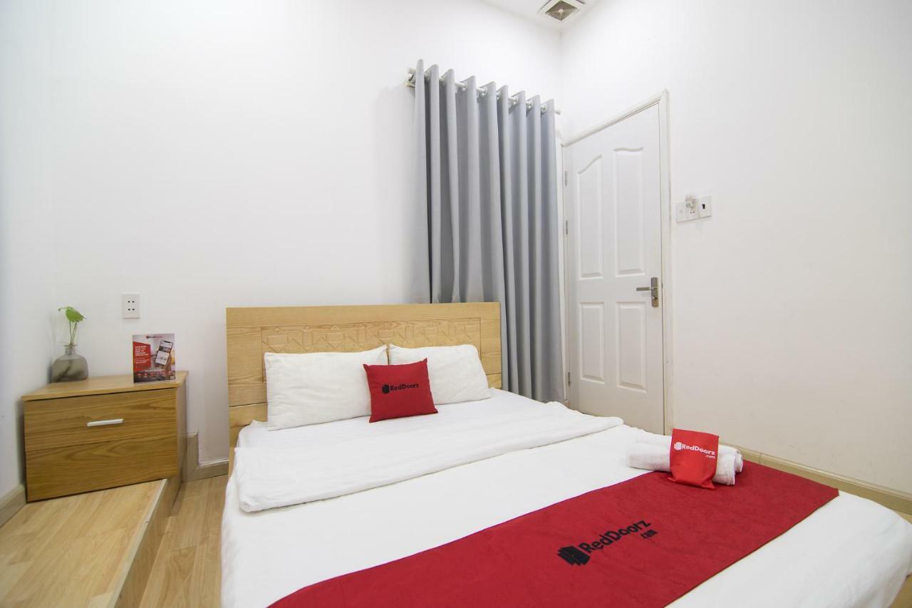 Reddoorz Near Nguyen Hue Walking Street 2 - Dorms Available Ho Či Minovo Město Exteriér fotografie